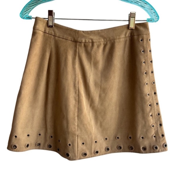 Express suede tan hippie western skirt size 4 - Picture 2 of 8